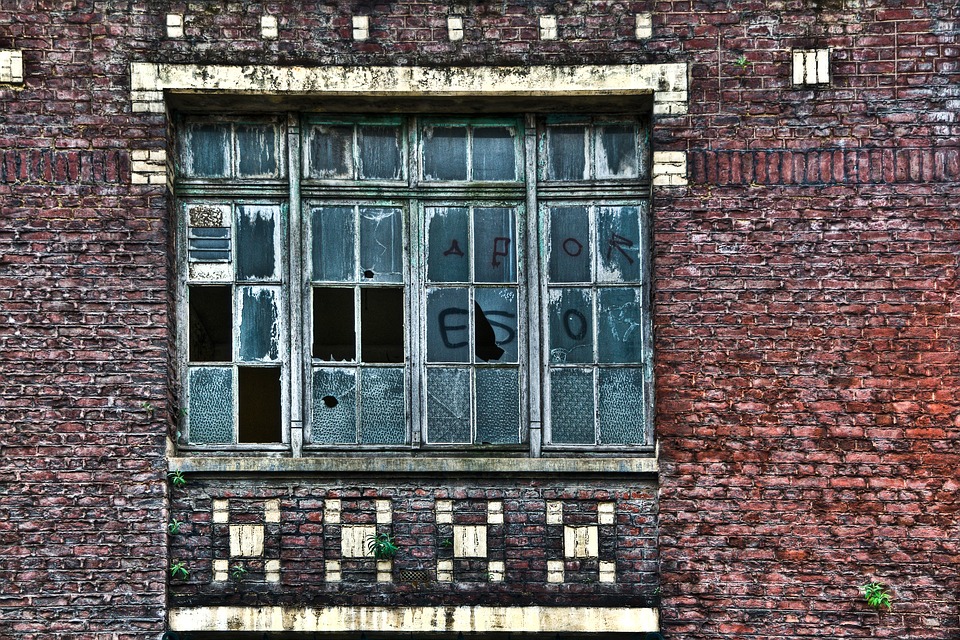 Разбитые окна, разбитый бизнес